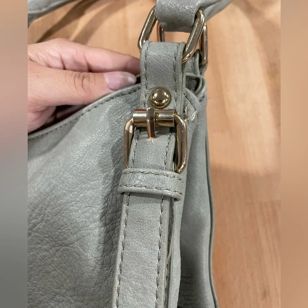 Grey Hobo Bag good condition non branded with gold detail